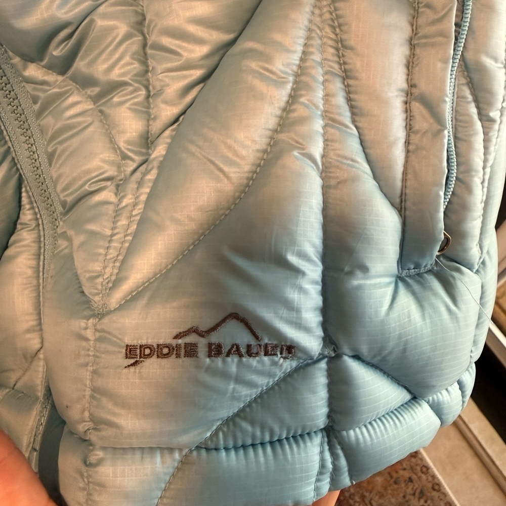 Eddie Bauer Women's Sky Blue Quilted Vest - Picture 2 of 7